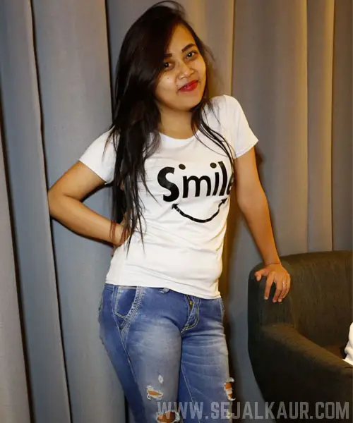 Independent call girl in Pune